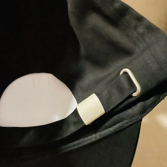 💚💚 Embroidered, Black Baseball Hat; adjustable size.The Phluid Project brand - Picture 6 of 9